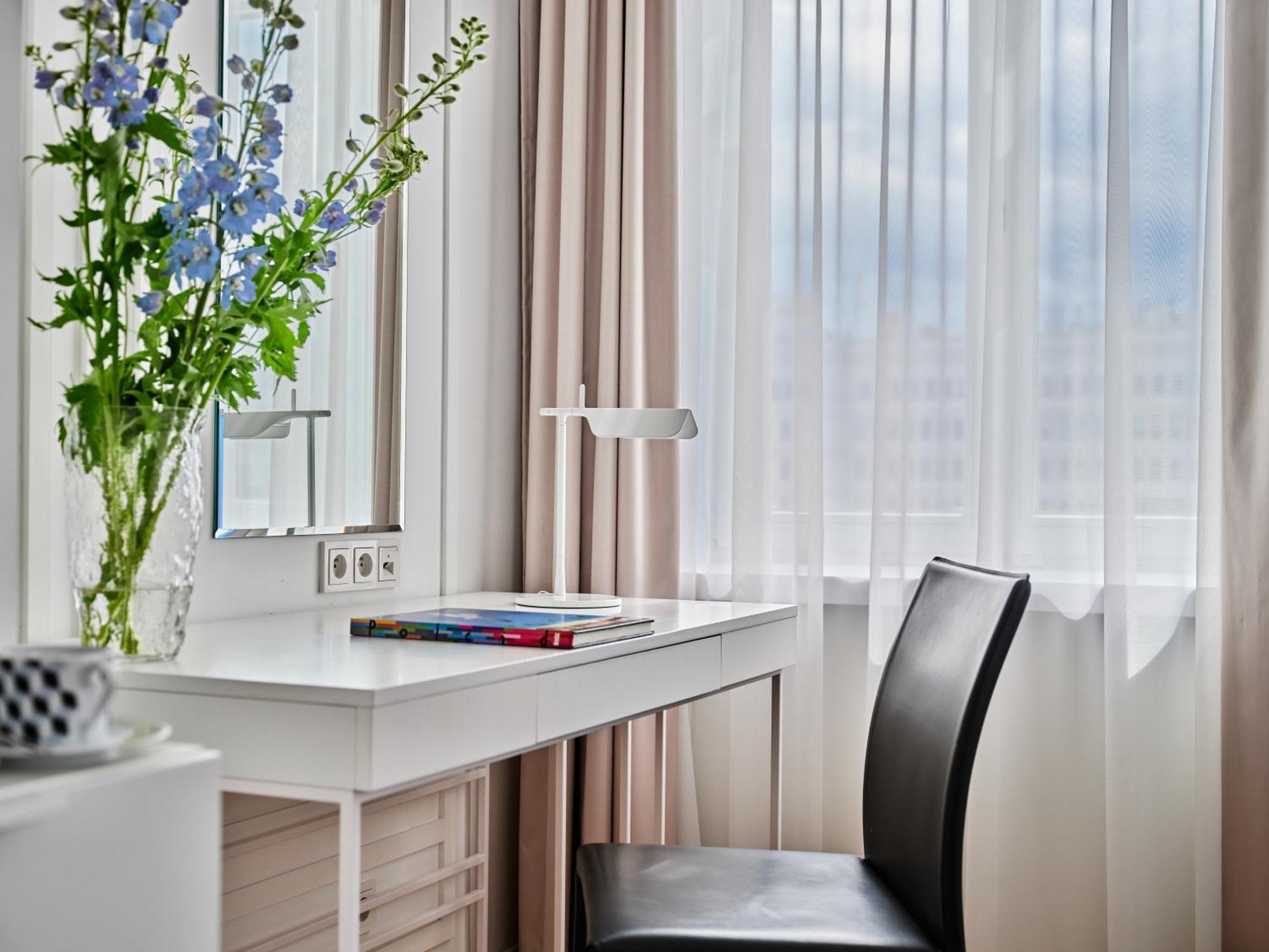 Hotel Indigo Warsaw Nowy Swiat By Ihg Luaran gambar